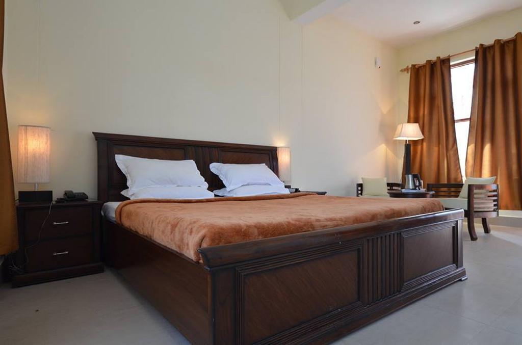 Hotel Deodar Villa Dharamszala Szoba fotó