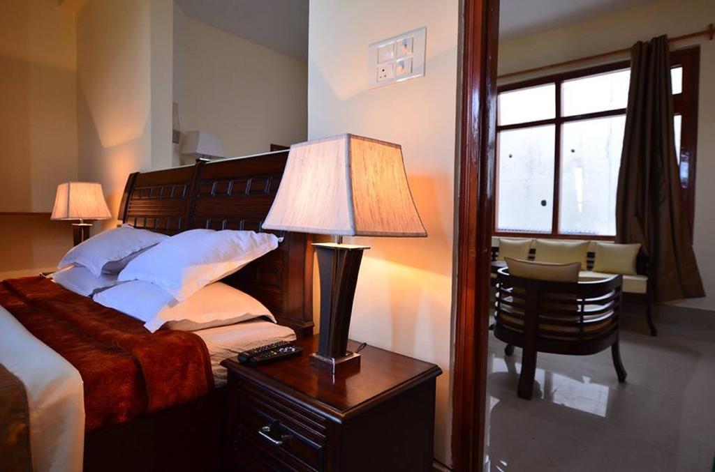 Hotel Deodar Villa Dharamszala Szoba fotó
